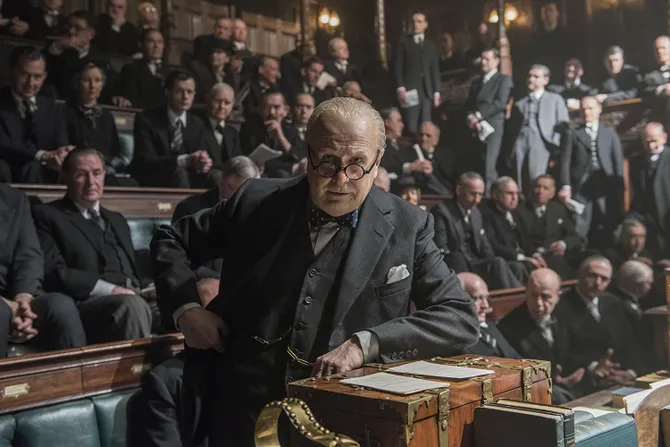 Review Film Darkest Hour Kisah Churchill di Masa Perang
